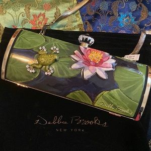 A complete work of art in a beautiful handbag by Debbie Brooks!